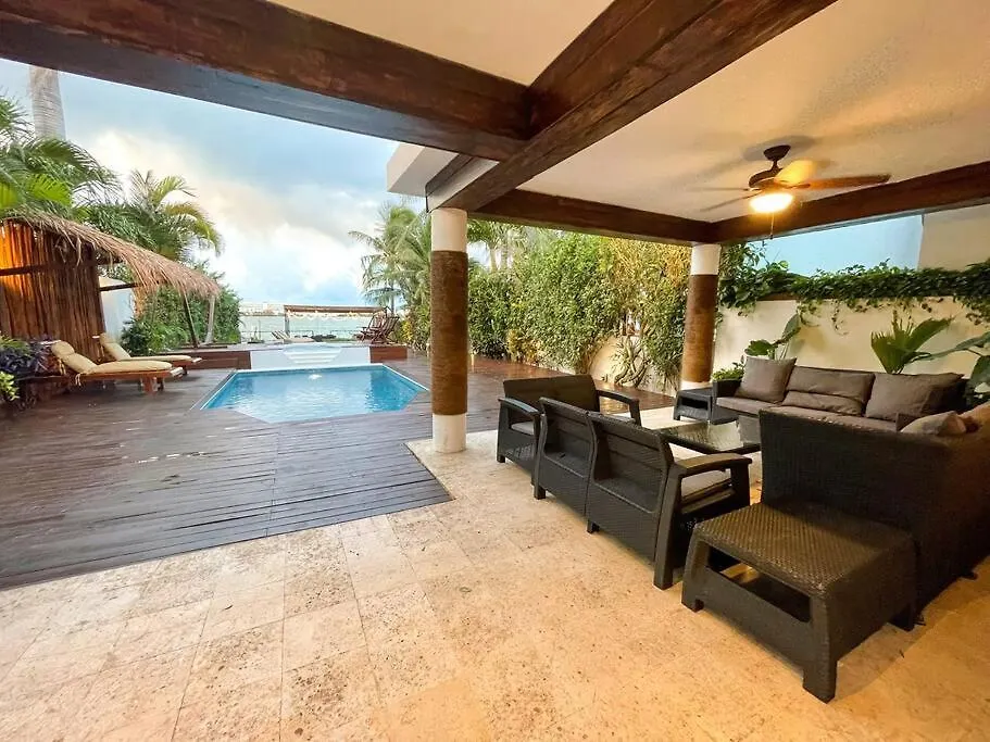 Villa Pok Ta Pok Cancún 0*,  México